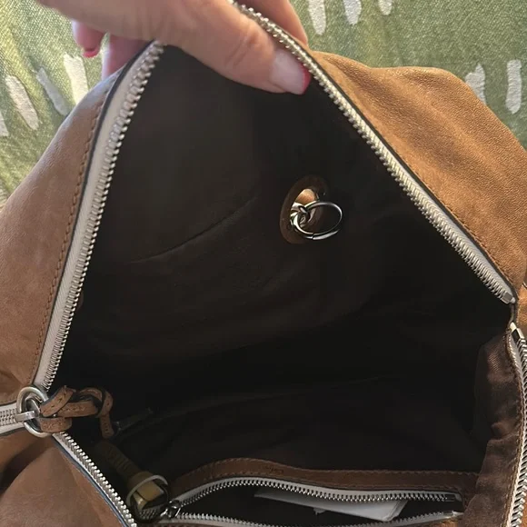 Vintage Chloe Brown Leather Shoulder Bag with Dome Silhouette - Picture 8 of 8